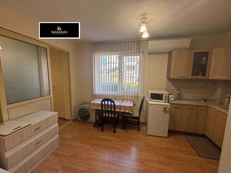 Na prodej  Studio Plovdiv , Južen , 53 m2 | 70831571 - obraz [4]