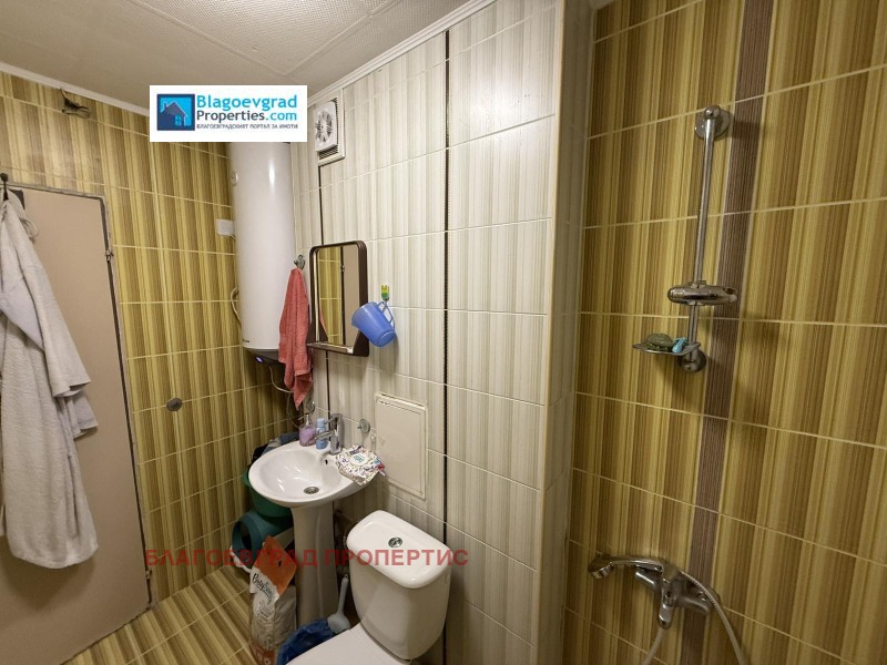 Продава 3-СТАЕН, гр. Благоевград, Широк център, снимка 7 - Апартаменти - 52662889