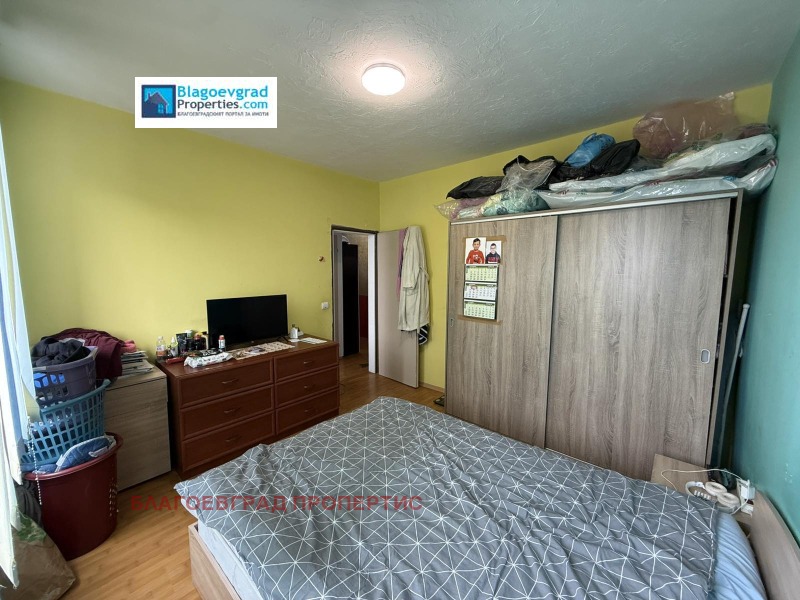 Продава 3-СТАЕН, гр. Благоевград, Широк център, снимка 2 - Апартаменти - 52662889