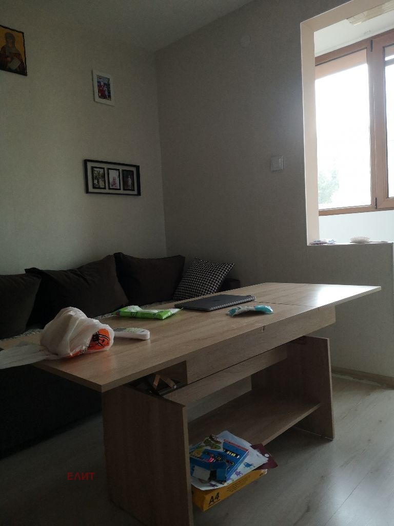 Продава 3-СТАЕН, гр. Стара Загора, Три чучура - център, снимка 2 - Апартаменти - 54124025