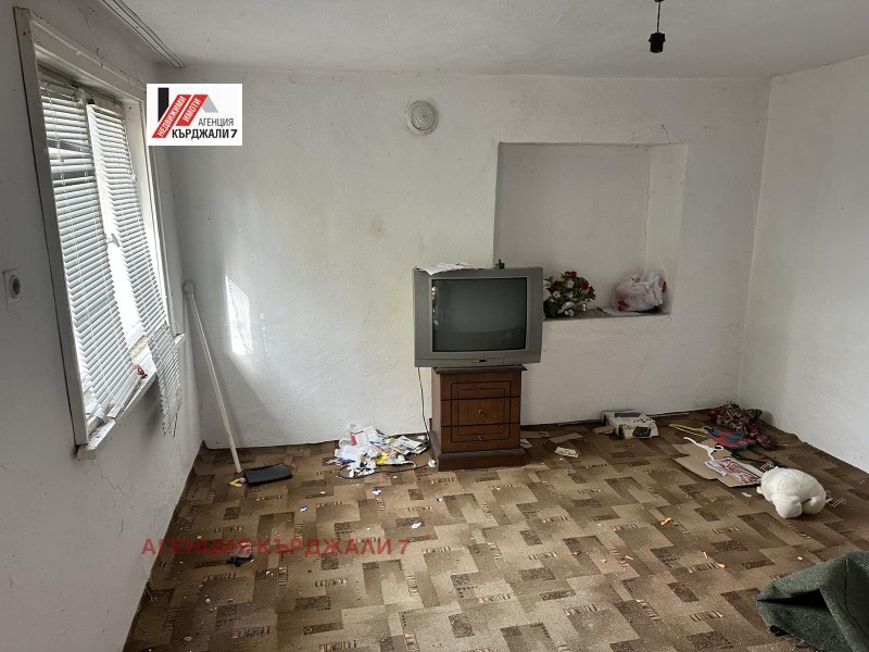 Продава КЪЩА, с. Драганово, област Кърджали, снимка 7 - Къщи - 52287563