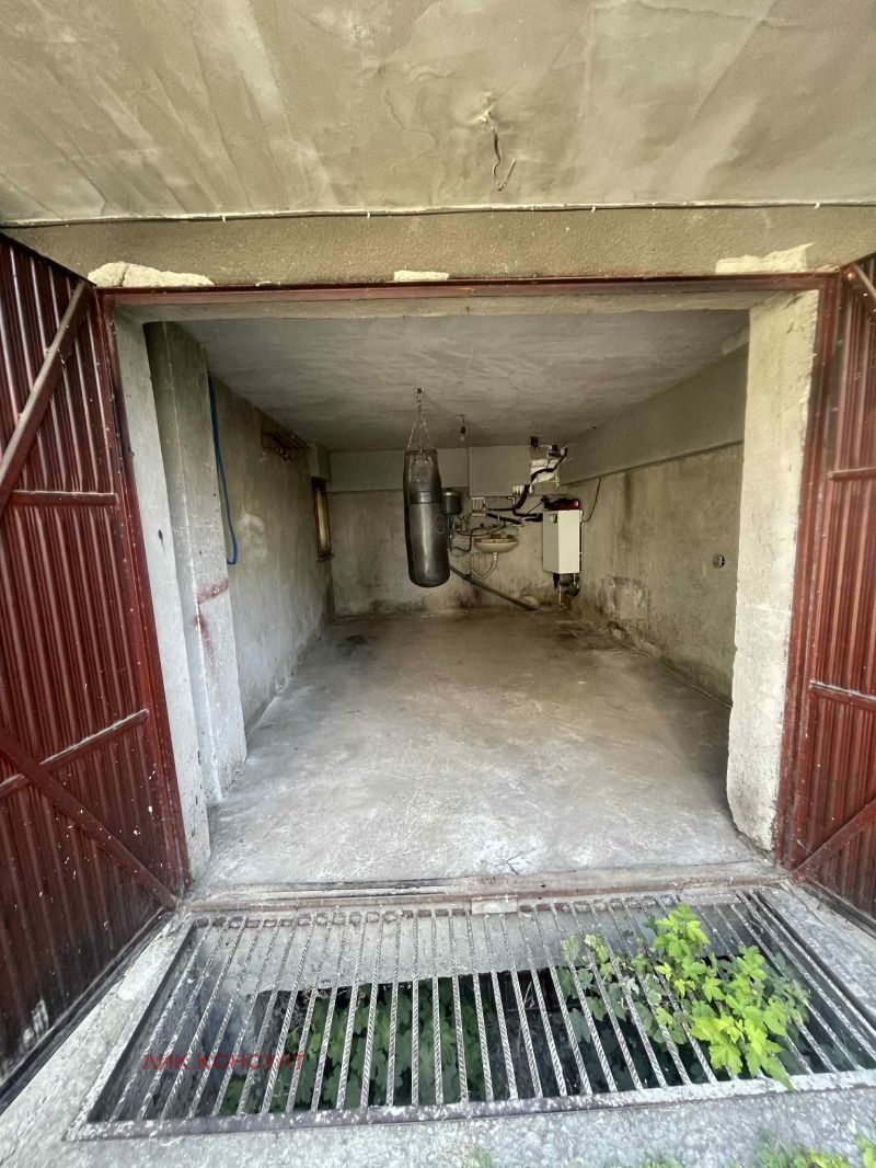 Til salgs  Garasje Targovishte , Tsentar , 25 kvm | 32593720 - bilde [2]
