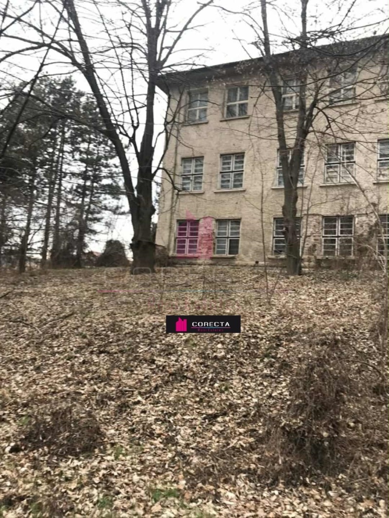 Продава САМОСТОЯТЕЛНА СГРАДА в област Русе, с. Пиргово - 560 кв.м / 47 500 € » 92 901.93 лв., КОРЕКТА ЕСТЕЙТ