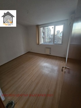 2 Schlafzimmer Krasno selo, Sofia 3