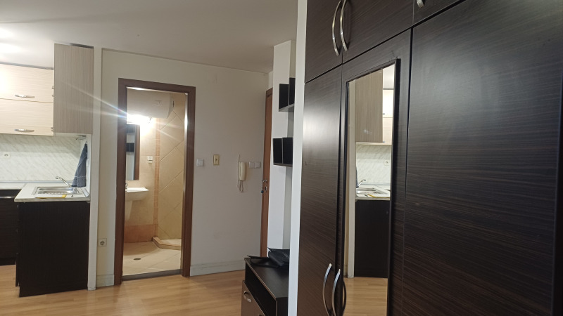 Продава 1-СТАЕН, гр. София, Гоце Делчев, снимка 11 - Апартаменти - 52691226