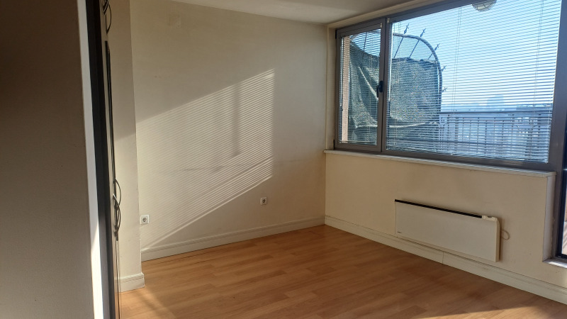 Продава 1-СТАЕН, гр. София, Гоце Делчев, снимка 6 - Апартаменти - 52691226