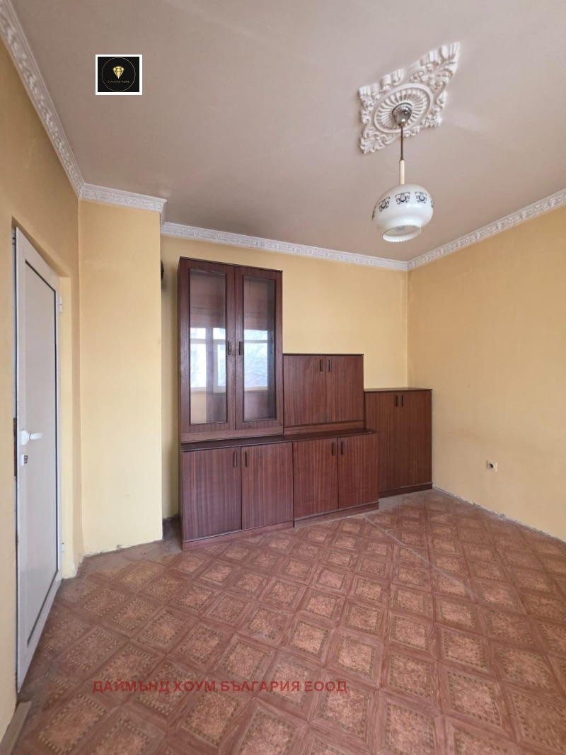 Продава 2-СТАЕН, гр. Пловдив, Южен, снимка 4 - Апартаменти - 53465555