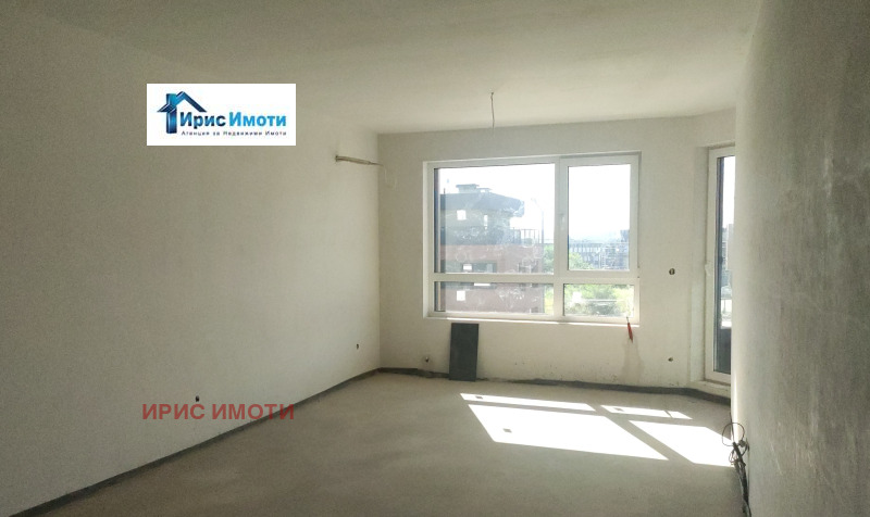 Na prodej  1 ložnice Sofia , Malinova dolina , 78 m2 | 62990919 - obraz [2]
