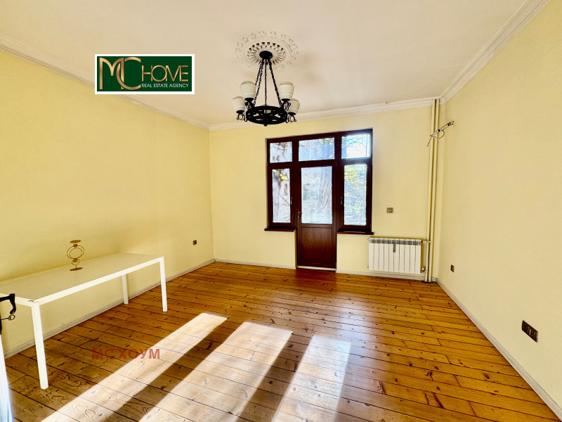 Продава 3-СТАЕН, гр. София, Център, снимка 2 - Апартаменти - 53080216