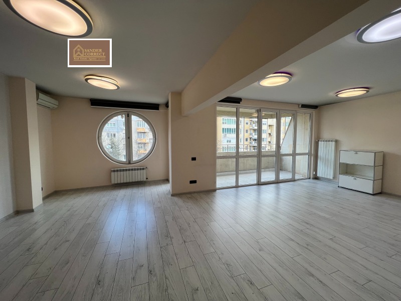 Till salu  2 sovrum Sofia , Ivan Vazov , 150 kvm | 82364799 - bild [11]