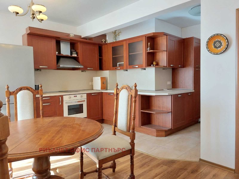 На продаж  3 кімнатна София , Малинова долина , 137 кв.м | 92547383