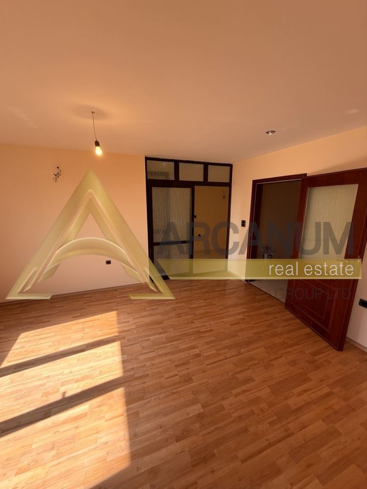Продава МНОГОСТАЕН, гр. Варна, ХЕИ, снимка 13 - Апартаменти - 55008338