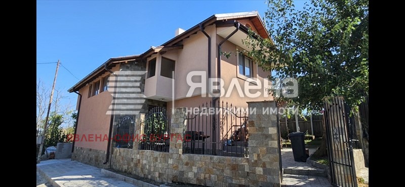 Продава КЪЩА, с. Александрово, област Бургас, снимка 2 - Къщи - 52633100