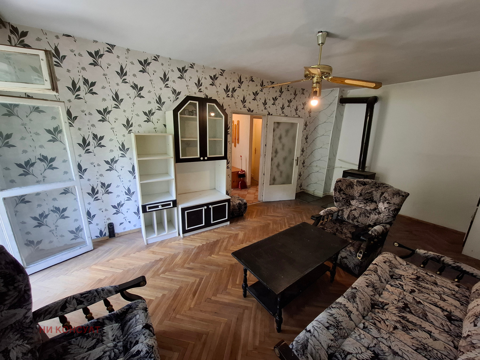Продава 3-СТАЕН, гр. Своге, област София област, снимка 2 - Апартаменти - 55975590