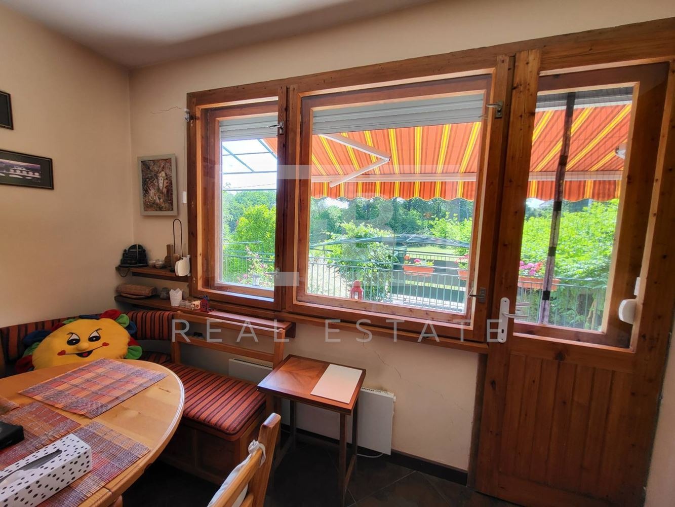 Продава КЪЩА, гр. София, с. Лозен, снимка 10 - Къщи - 55119362