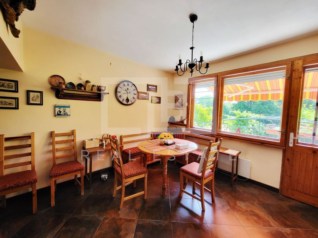 Продава КЪЩА, гр. София, с. Лозен, снимка 8 - Къщи - 55119362