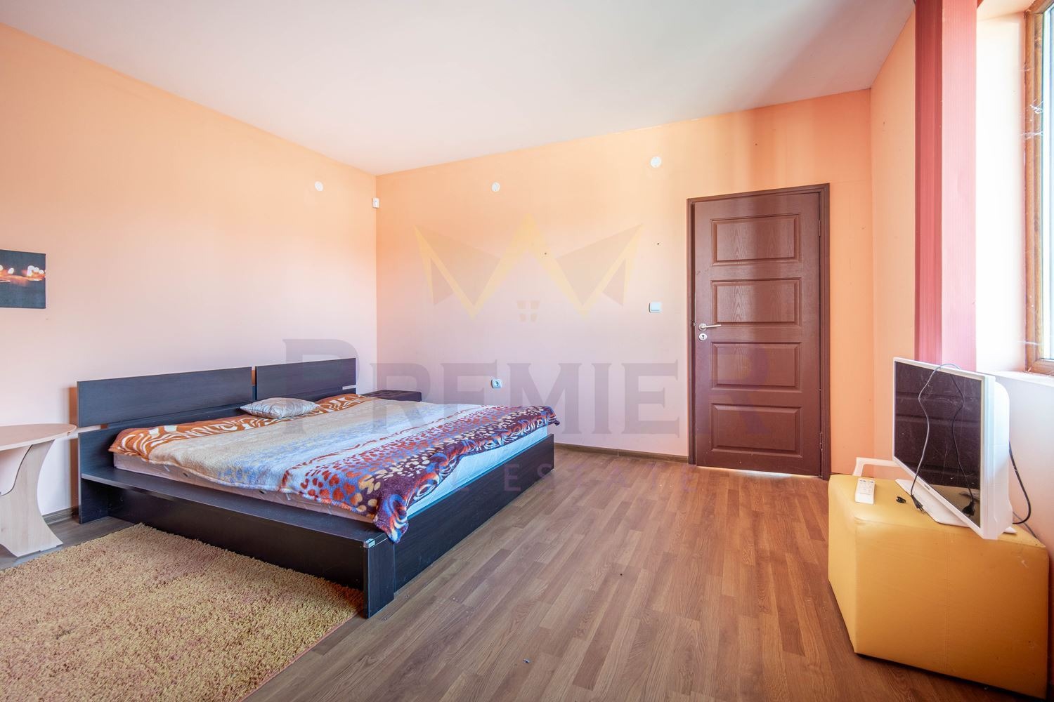 Продава КЪЩА, с. Соколово, област Добрич, снимка 4 - Къщи - 56578728