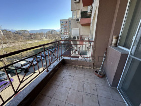 1 makuuhuone Trakija, Plovdiv 11