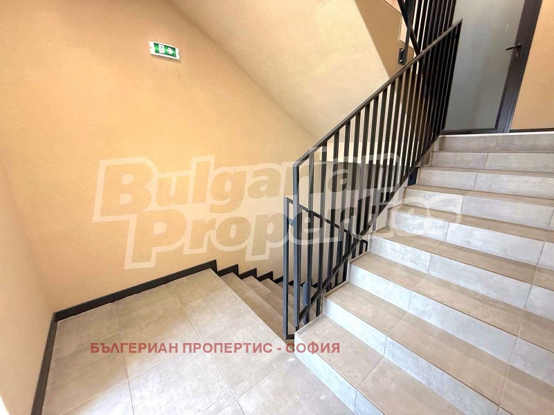 Till salu  1 sovrum Sofia , Banisjora , 69 kvm | 62975837 - bild [2]