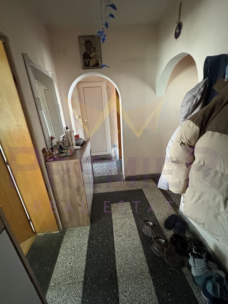 Продава 3-СТАЕН, гр. София, Слатина, снимка 2 - Апартаменти - 54118669