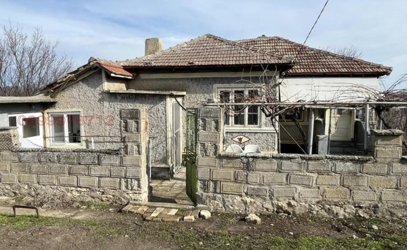 Продава КЪЩА, гр. Шумен, Макак