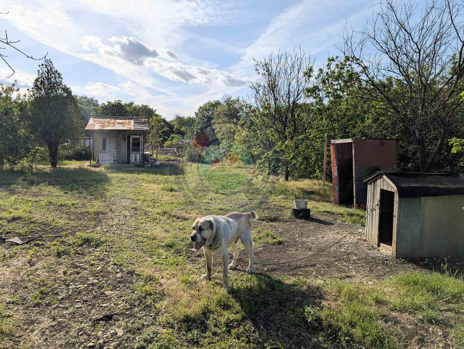 Продава ПАРЦЕЛ, гр. Варна, м-т Перчемлията
