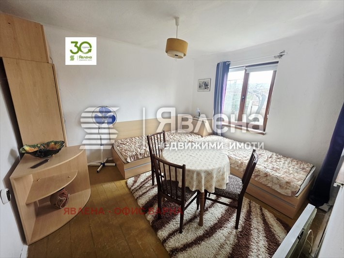 Продава КЪЩА, с. Осеново, област Варна, снимка 9 - Къщи - 54034269