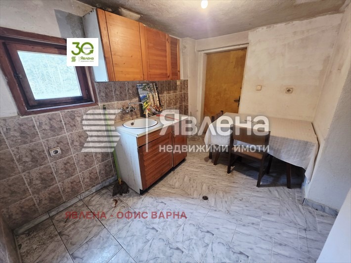 Продава КЪЩА, с. Осеново, област Варна, снимка 12 - Къщи - 54034269