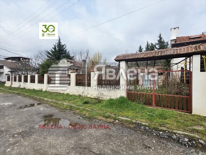 Продава КЪЩА, с. Осеново, област Варна, снимка 2 - Къщи - 54034269