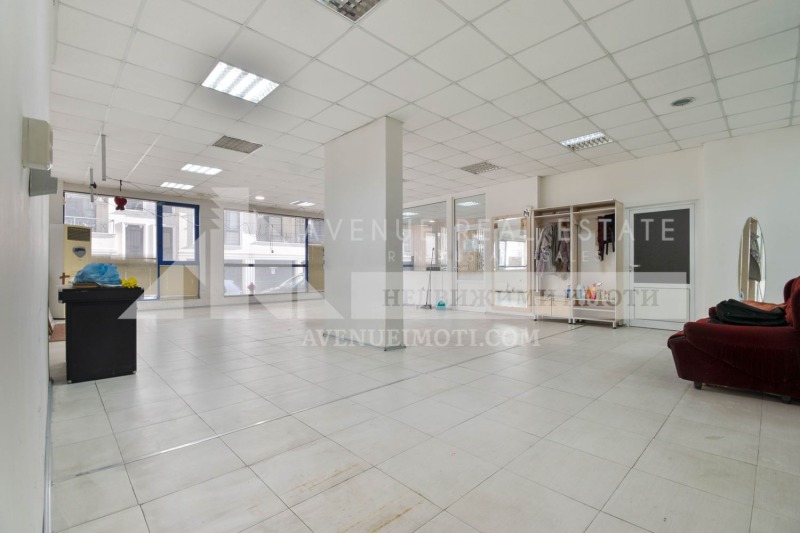 Продава МАГАЗИН, град Пловдив, Кършияка • 564000 € / 1103088.12 лв. • 97969243 1