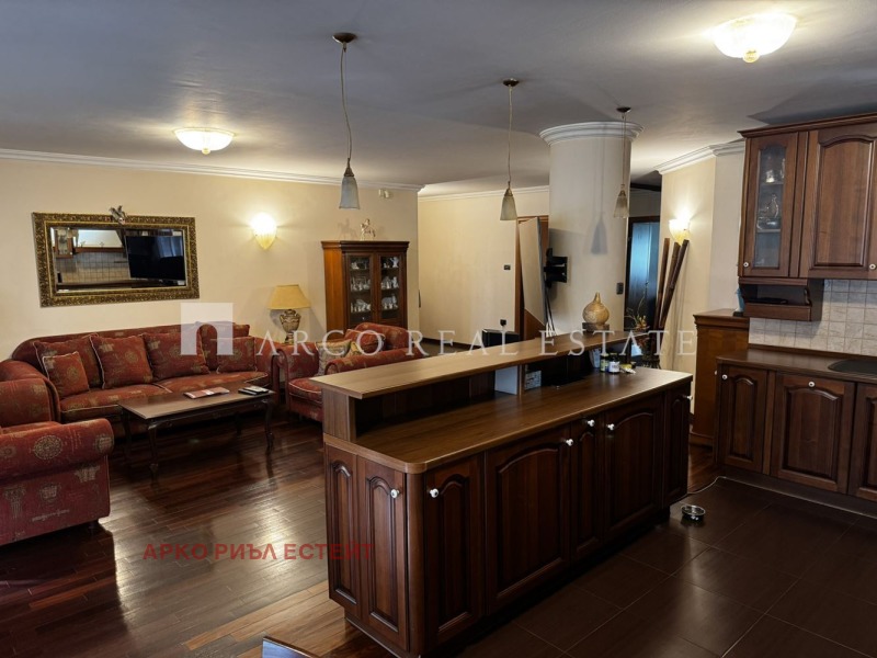 Продава 3-СТАЕН в град София, Хладилника - 146 кв.м / 520 000 € » 1 017 031.60 лв., АРКО РИЪЛ ЕСТЕЙТ