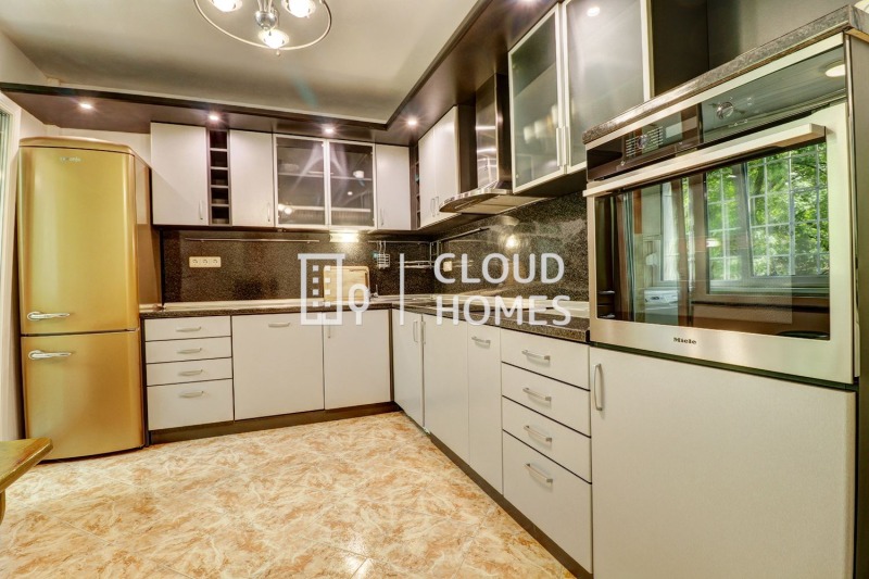 À venda  2 quartos Sofia , Centar , 105 m² | 71792861