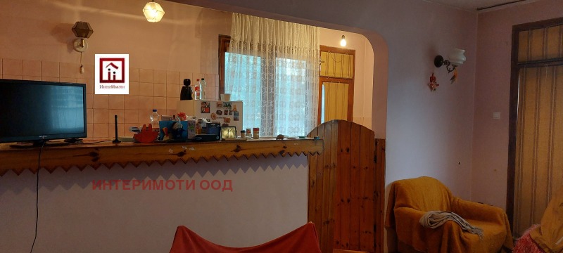Продава  3-стаен град София , Надежда 2 , 96 кв.м | 19045080 - изображение [3]