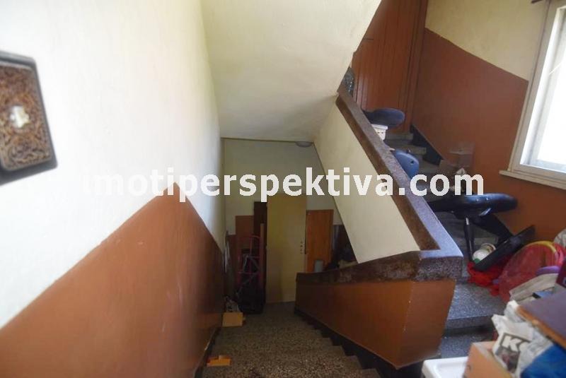 For Sale  House Floor Plovdiv , Hristo Smirnenski , 120 sq.m | 52204454 - image [13]
