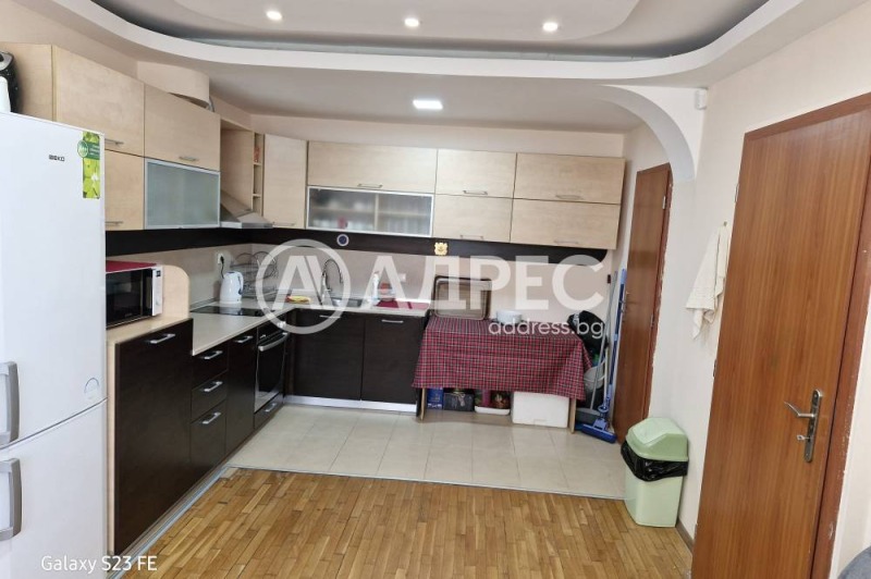 Продава КЪЩА, гр. София, Филиповци, снимка 5 - Къщи - 50398275