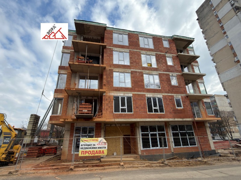 Продава ГАРАЖ в град Враца, Център - 27 кв.м / 35 000 € » 68 454.05 лв., ЗОРА