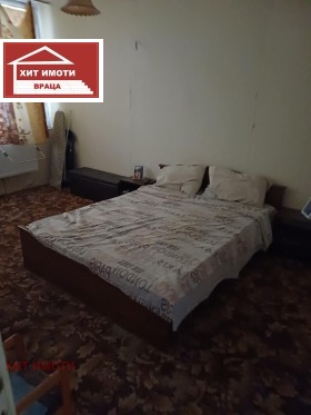 1 chambre Dabnika, Vratsa 5