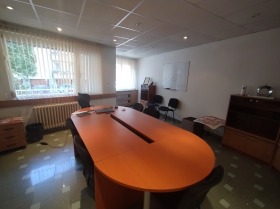 Büro Iztok, Sofia 1