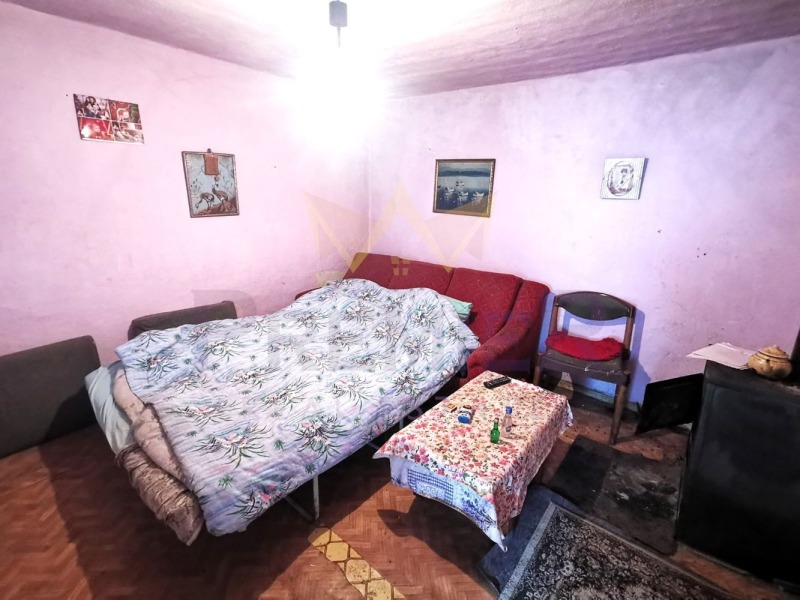 Продава КЪЩА, гр. Генерал Тошево, област Добрич, снимка 5 - Къщи - 53589716