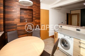 Estudio Svoboda, Sofia