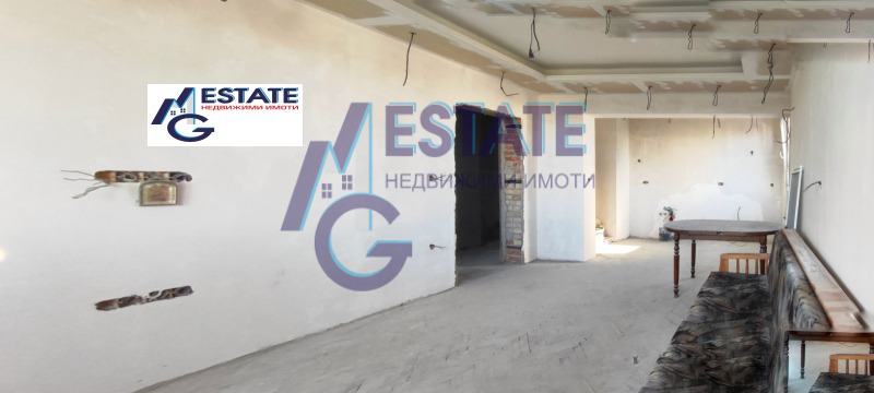 Продава 2-СТАЕН, гр. Бургас, Зорница, снимка 2 - Aпартаменти - 46933374