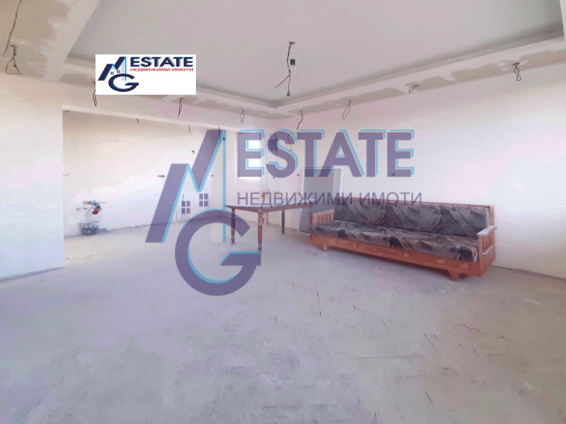 De vânzare  1 dormitor Burgas , Zornița , 60 mp | 91011905 - imagine [5]