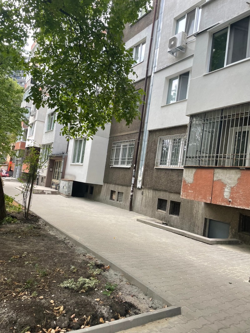 Продава 3-СТАЕН, гр. София, Банишора, снимка 1 - Aпартаменти - 47048093