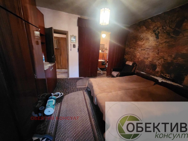 Продава 3-СТАЕН, гр. Благоевград, Широк център, снимка 3 - Aпартаменти - 47504597