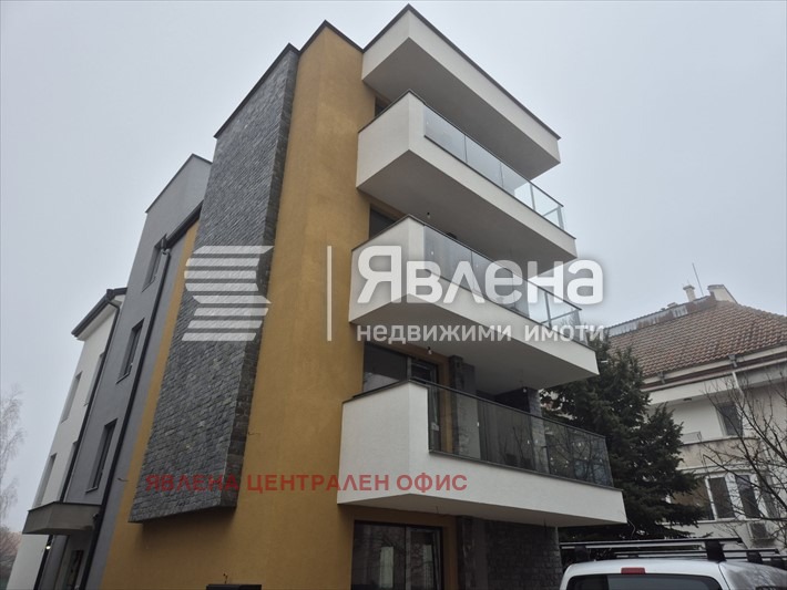 Продава 3-СТАЕН, гр. София, Карпузица, снимка 1 - Aпартаменти - 48912323