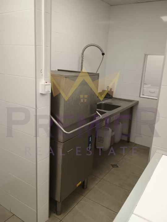 Продава  Заведение град Варна , Младост 1 , 265 кв.м | 72866457 - изображение [2]