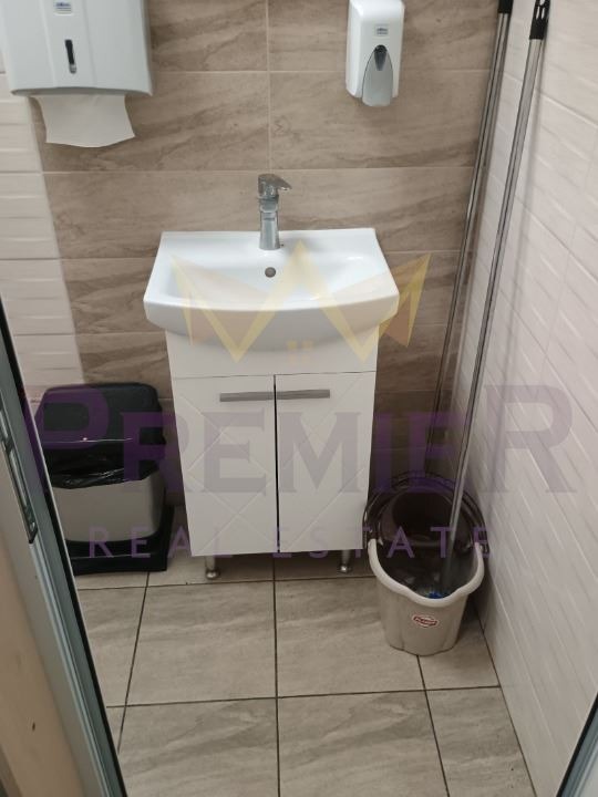 Продава  Заведение град Варна , Младост 1 , 265 кв.м | 72866457 - изображение [15]