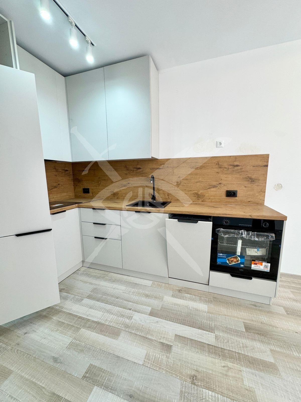 Продава 3-СТАЕН, гр. Свети Влас, област Бургас, снимка 2 - Апартаменти - 53780465