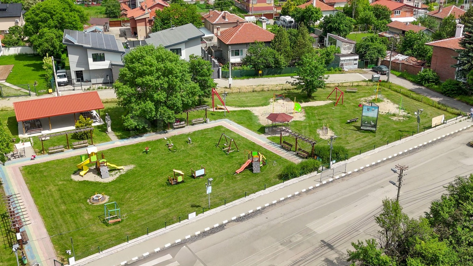 Продава КЪЩА, с. Равно поле, област София област, снимка 13 - Къщи - 56039227
