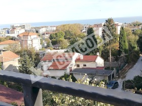 Продажба на четеристайни апартаменти в град Варна — страница 2 - изображение 1 